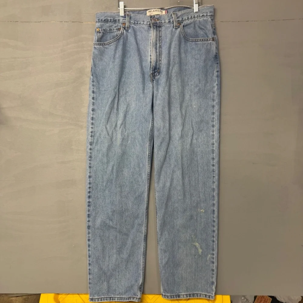 Levis levi 550